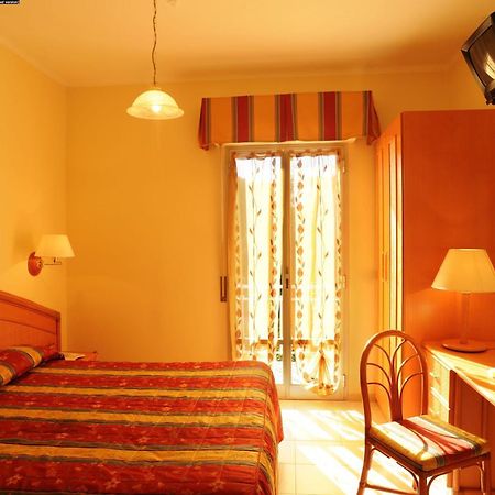 Hotel Casella Pietra Ligure Room photo